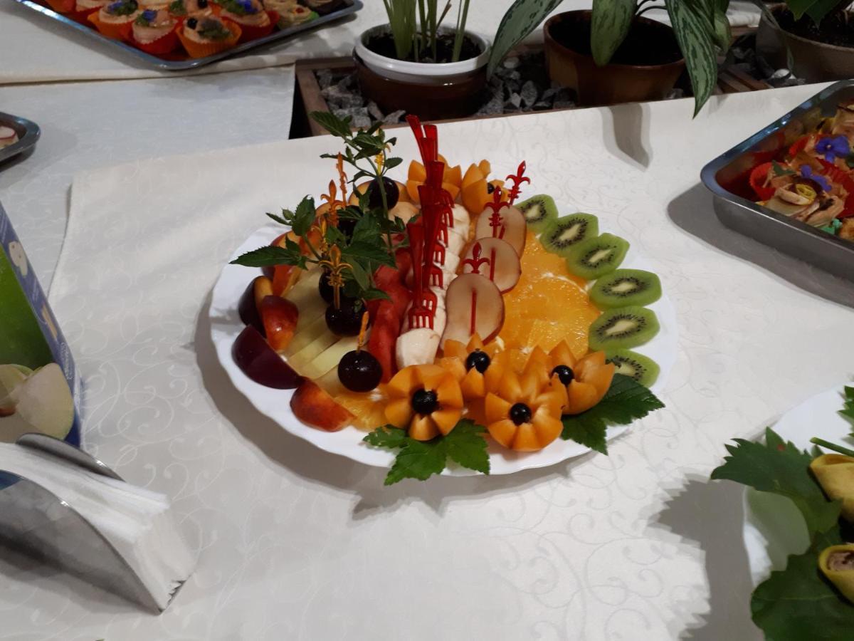 第聂伯罗夫斯基佐里酒店 克列缅丘格 外观 照片